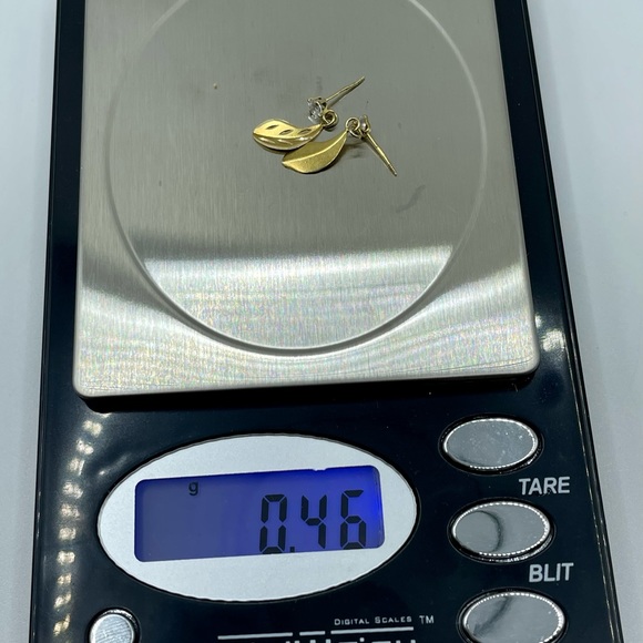 Vintage 1970's Leaf Tiny Dangle Gold Plated & Solid 14k Synth. Diamond Earrings - Picture 7 of 13